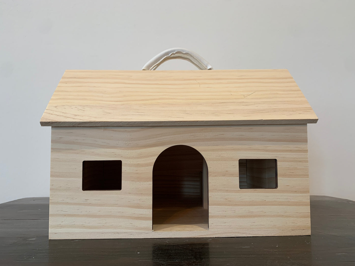 Wooden dolls house/barn