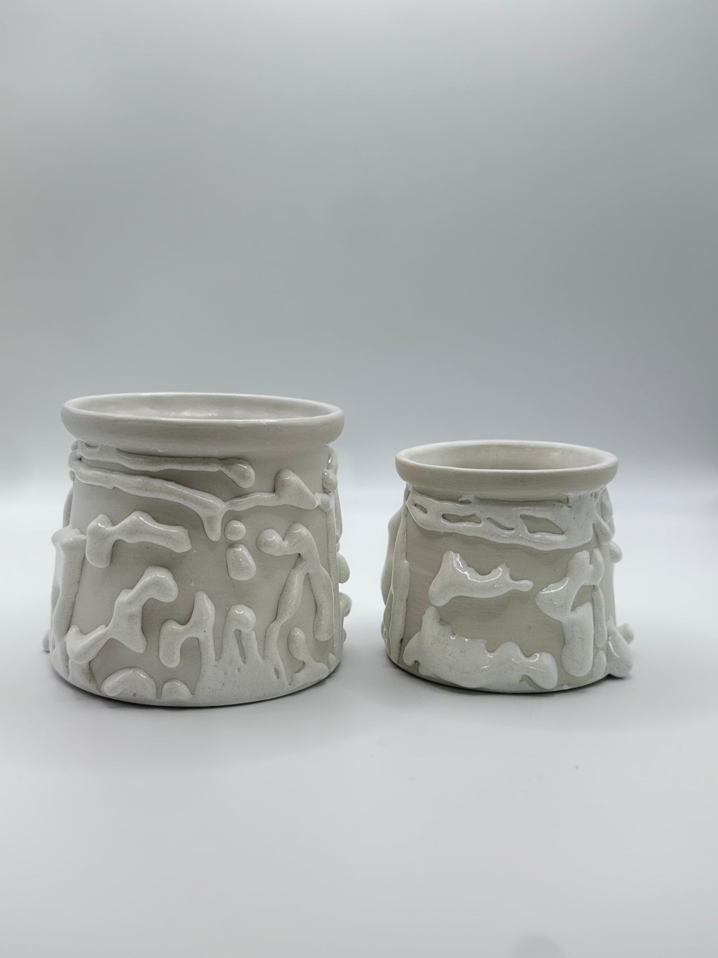 Handmade Textured Porcelain Pot - White