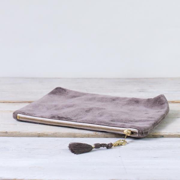 Velvet Pouch - Cappuccino